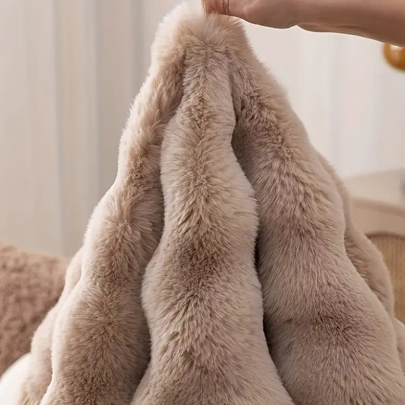 Rabbit Faux Fur Round Carpet