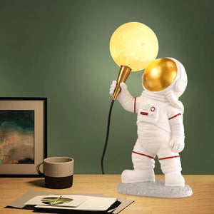 Astronaut Lamp