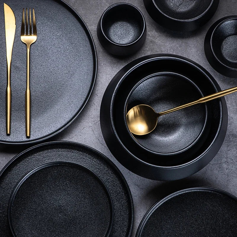 Minimalist 9-Piece Stoneware Set