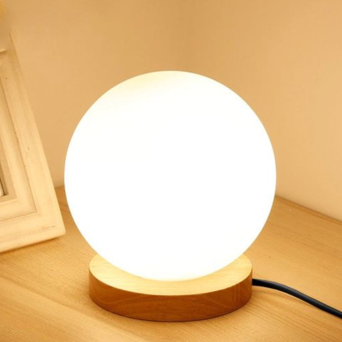 Table Globe Light